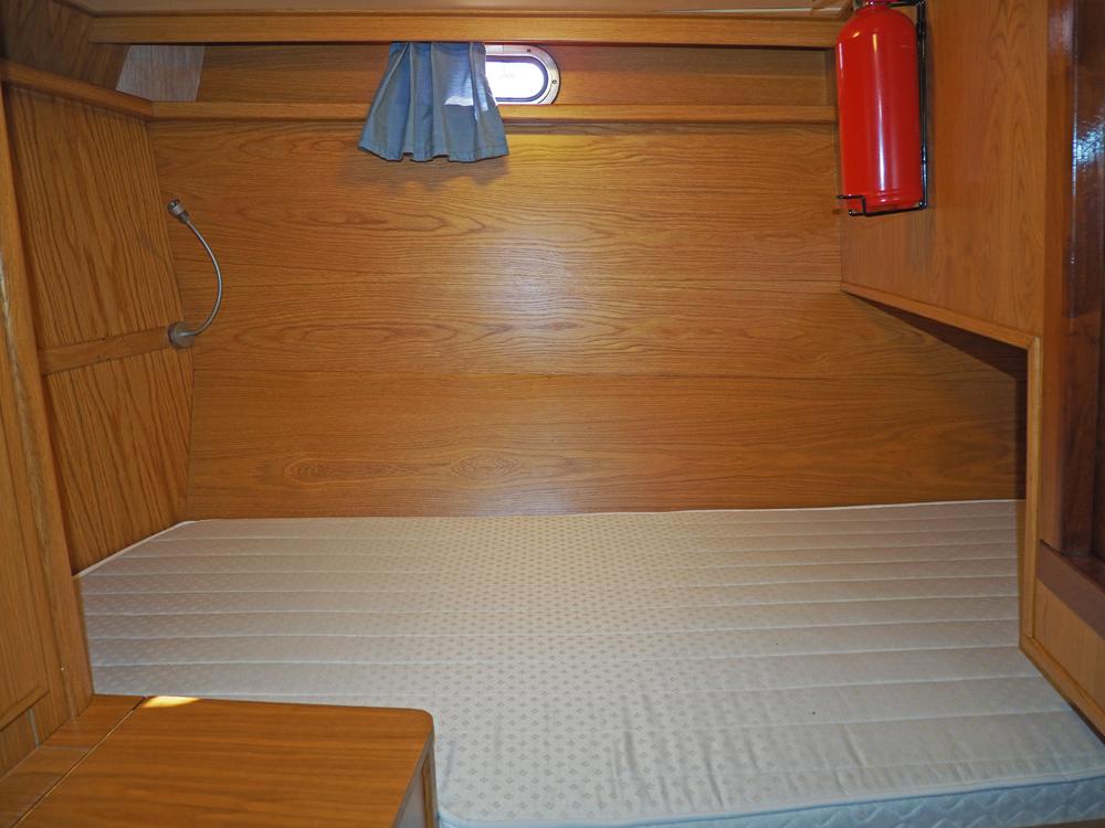 Aft cabin, Accommodation